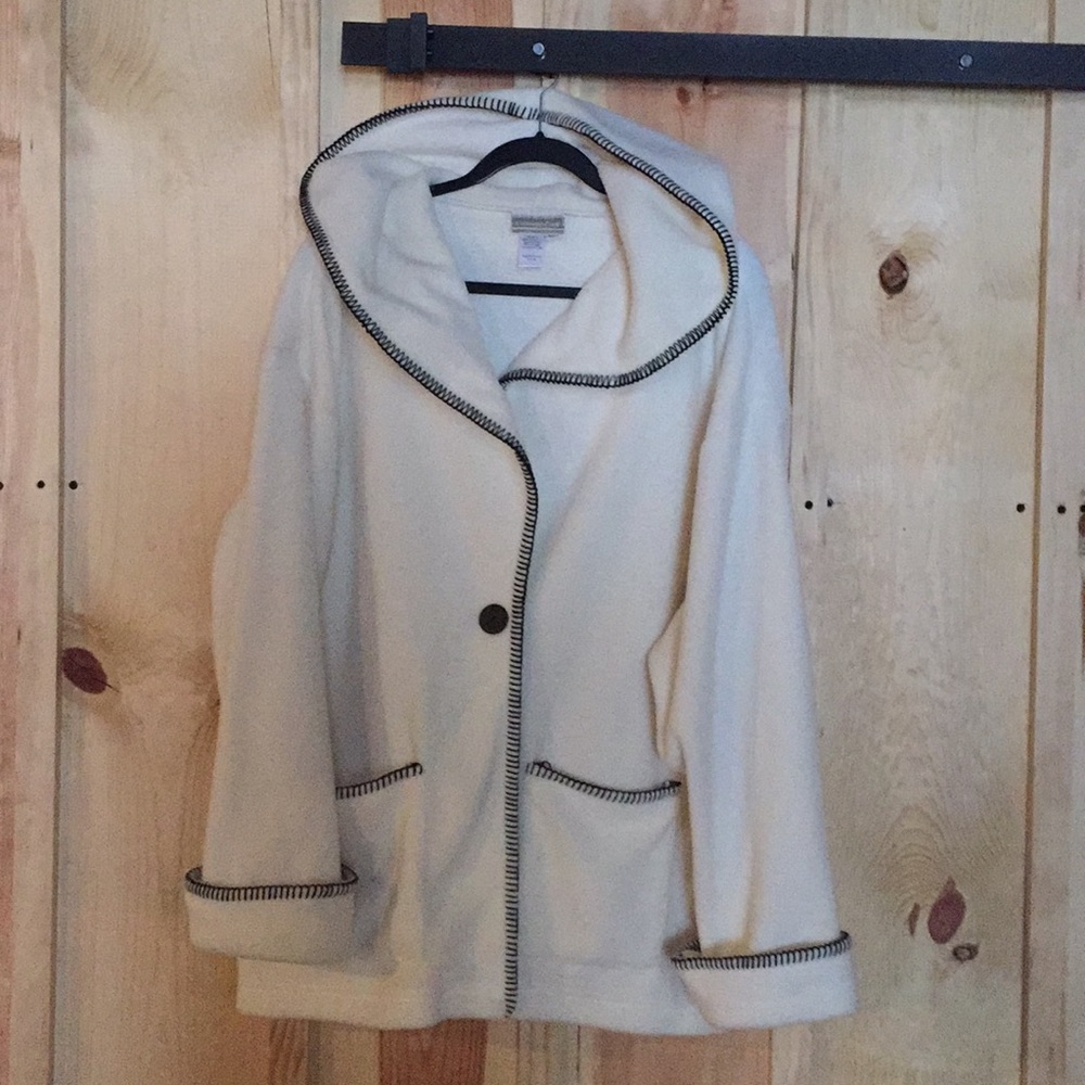 Hooded fleece women’s jacket